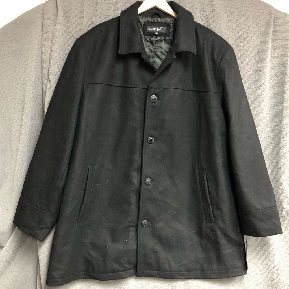 NWT black rivet 3X  5 button Pea jacket coat has quilted inside